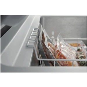 Hotpoint CS1A400HFMFA 141cm FrostAway Chest Freezer in White 390 Litre